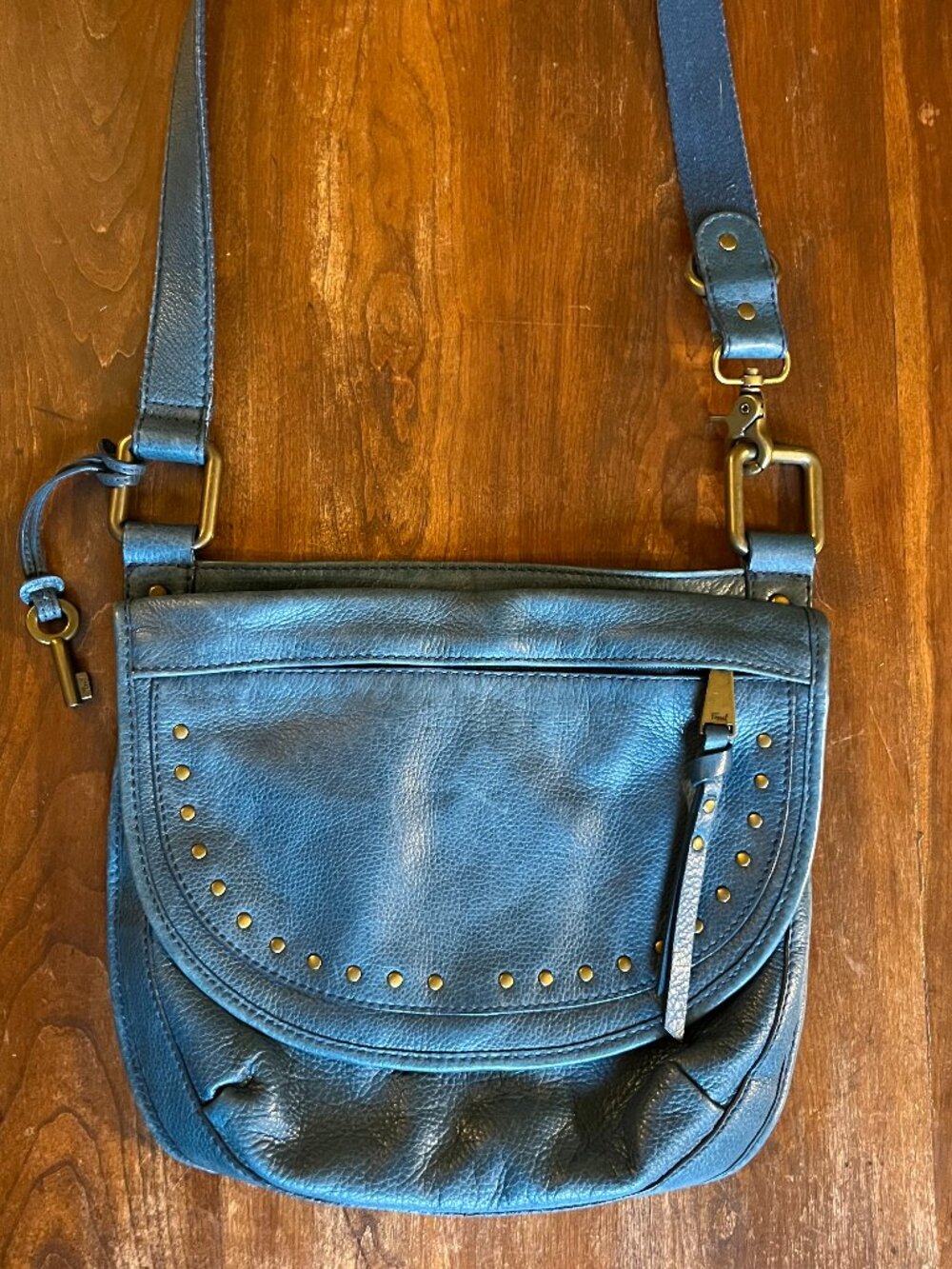 Fossil Leather Crossbody Purse Bag Floral Interior Key Blue Green Teal Studs